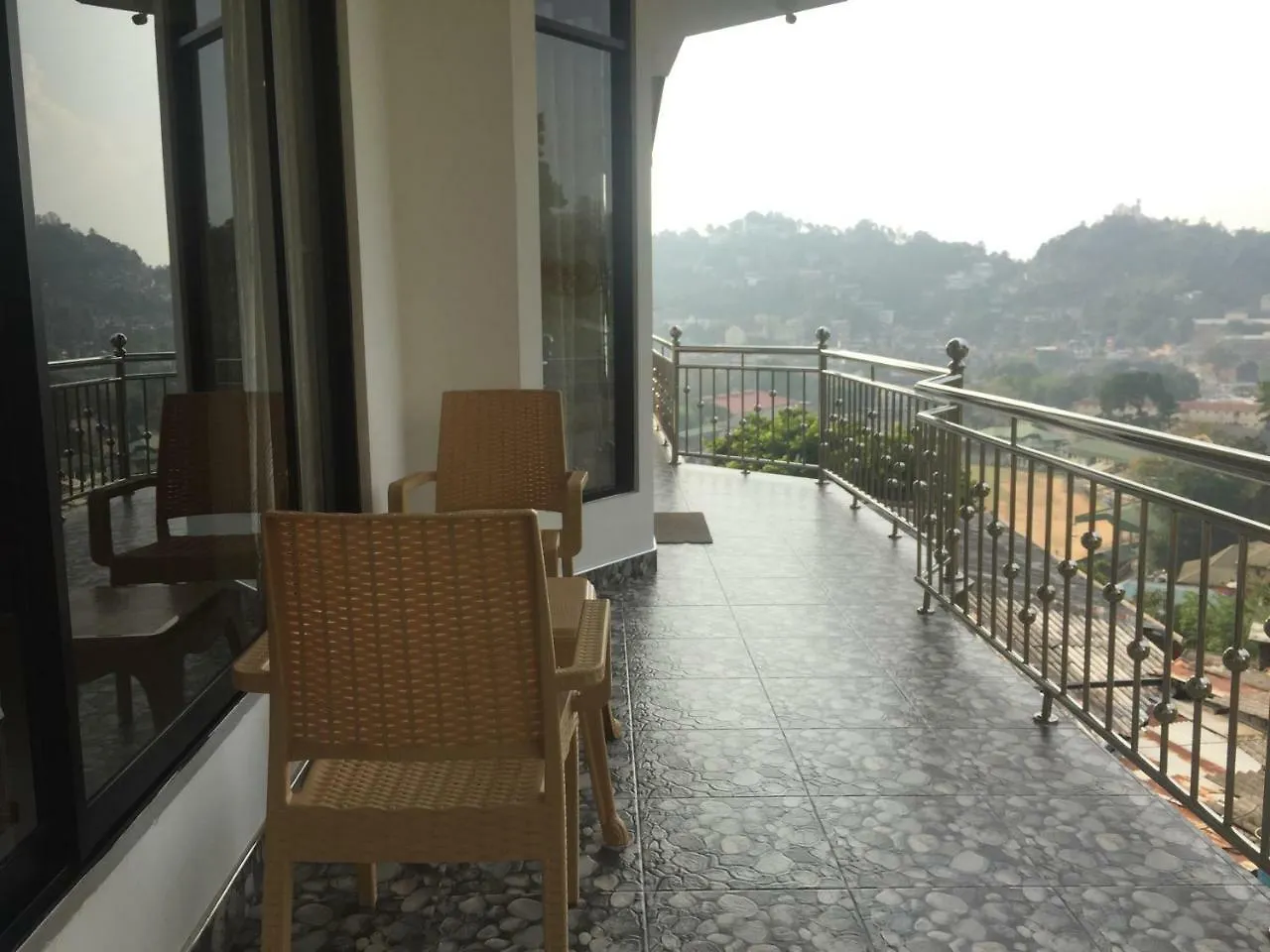 Shani Residence Канди Гостевой дом